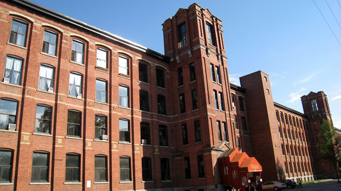 Chateau St. Ambroise - Home  of IsaiX Headquarters